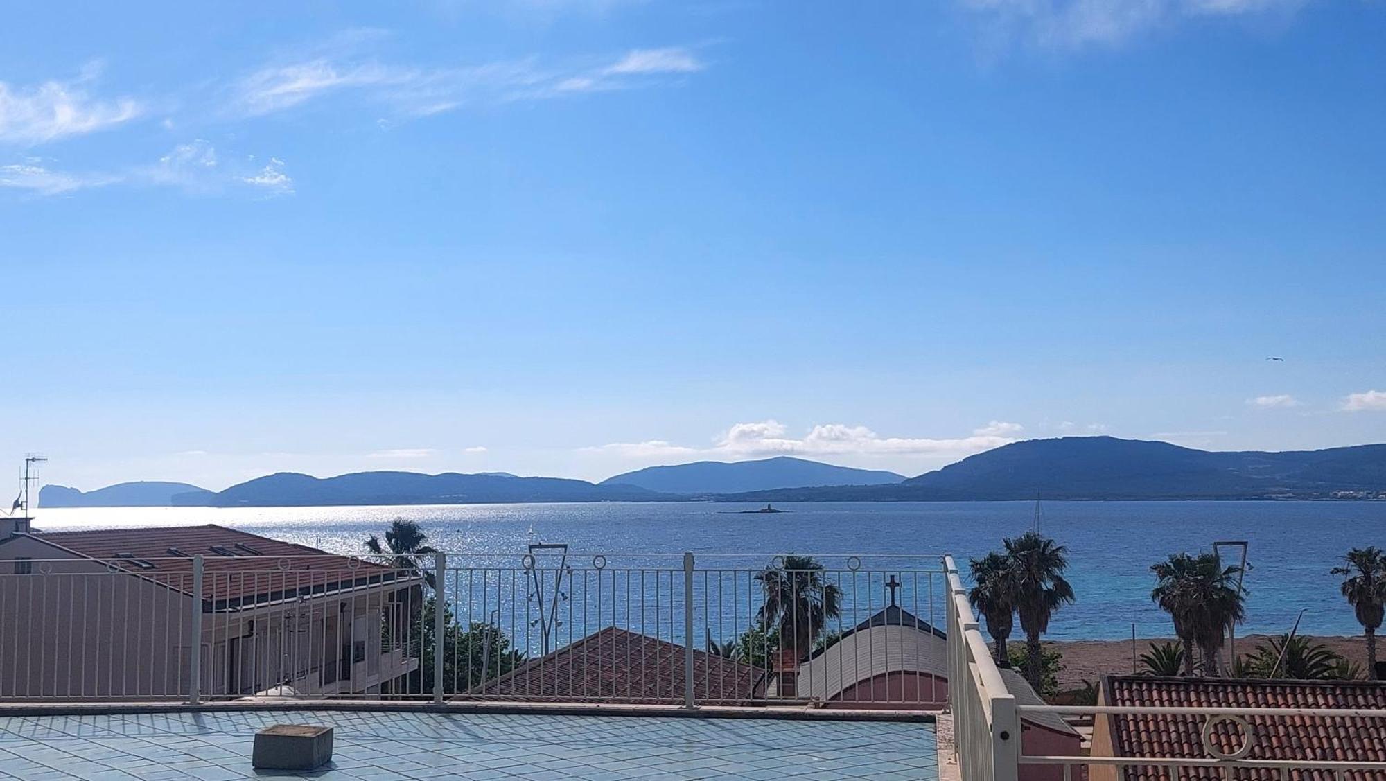 Lovealghero Stanze In Attico Vista Mare Buitenkant foto