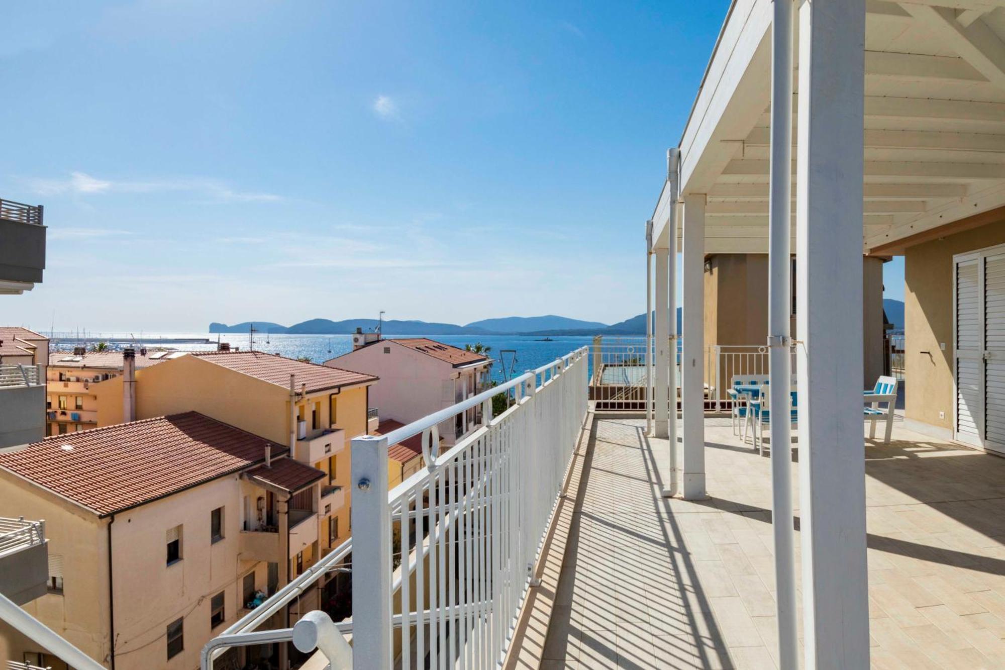 Lovealghero Stanze In Attico Vista Mare Buitenkant foto