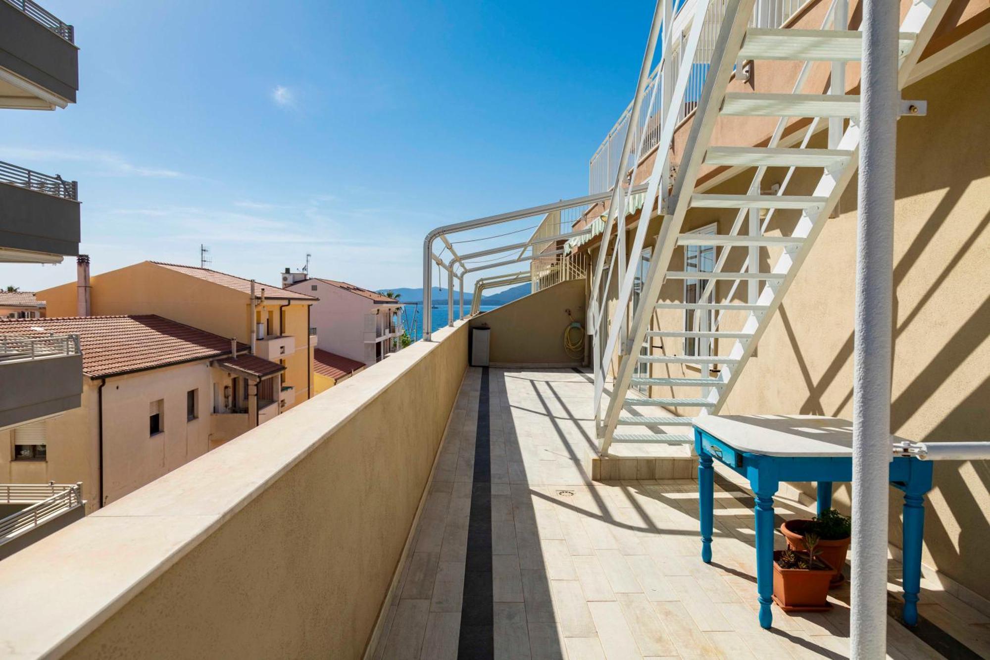 Lovealghero Stanze In Attico Vista Mare Buitenkant foto